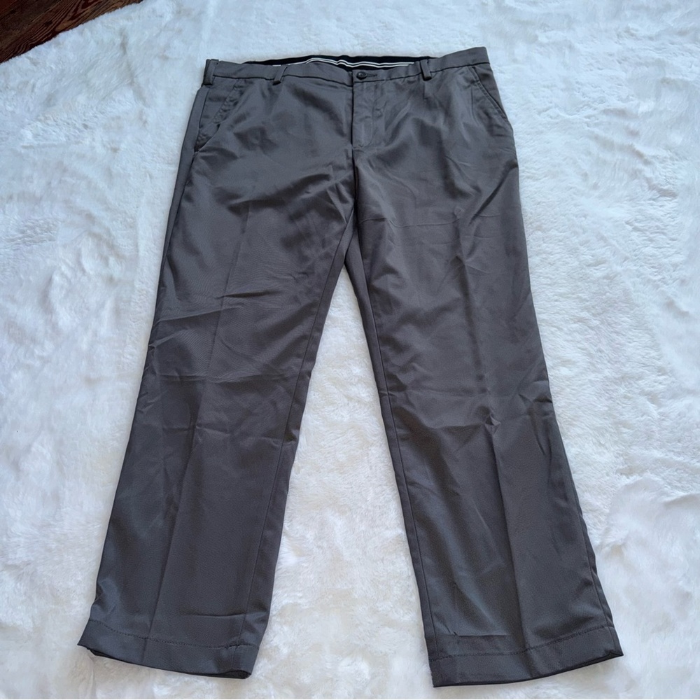 Amazon Essentials Dress Pants